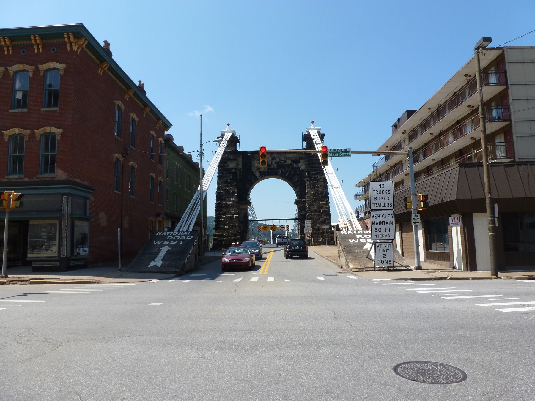 Wheeling Bridge - straight on